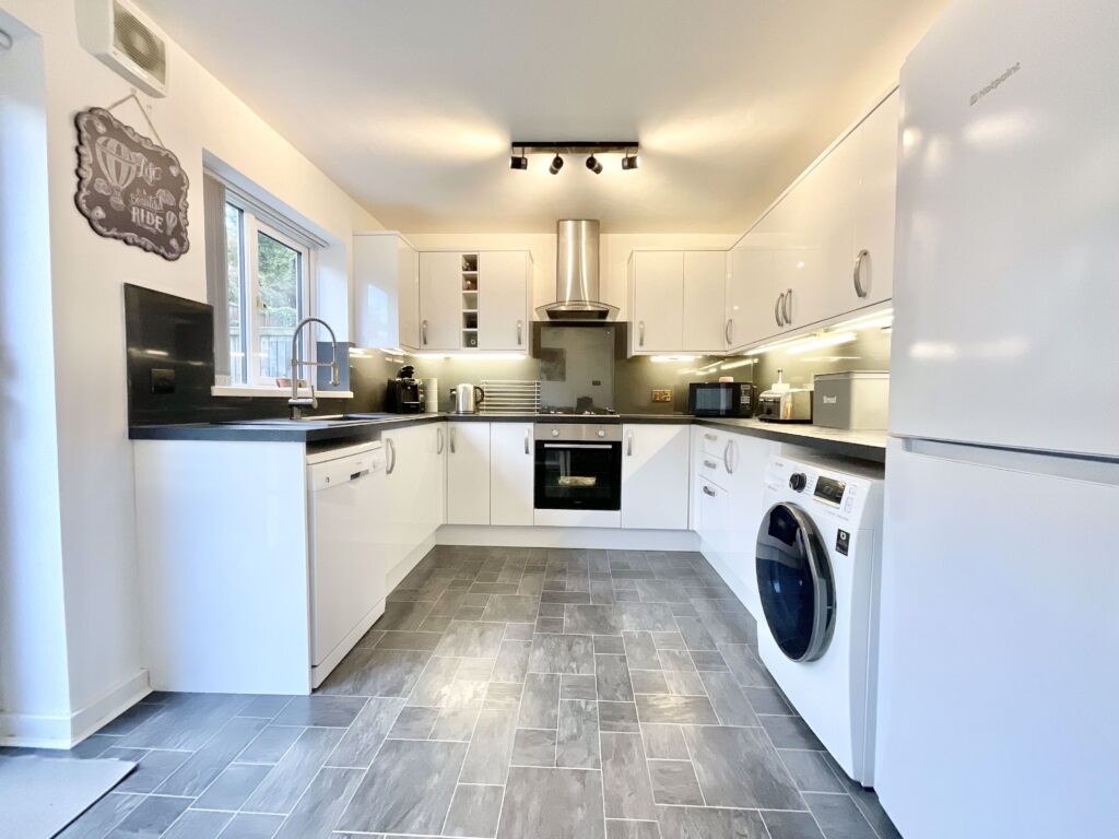 Highland Drive, Lightwood