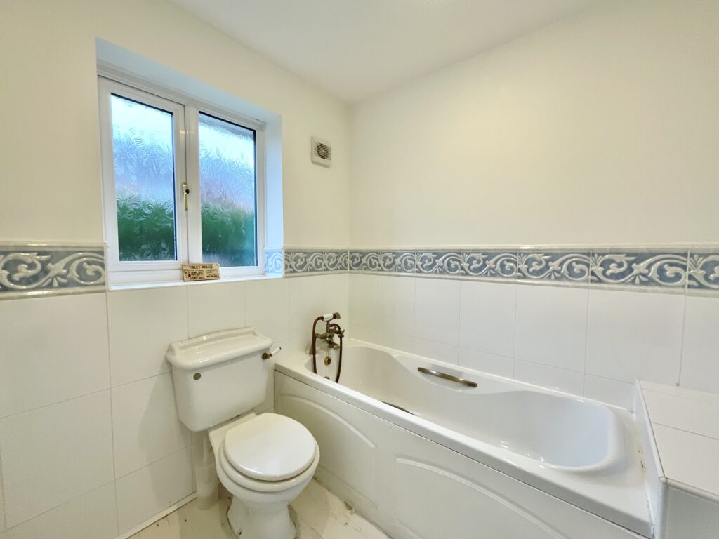 Highland Drive, Lightwood