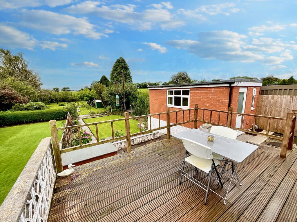 Uttoxeter Road, Draycott, ST11