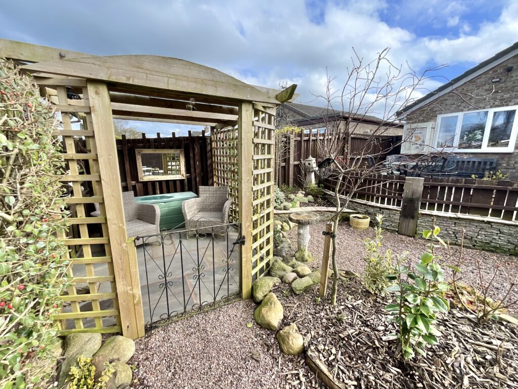 Cherry Tree Crescent, Great Bridgeford, ST18