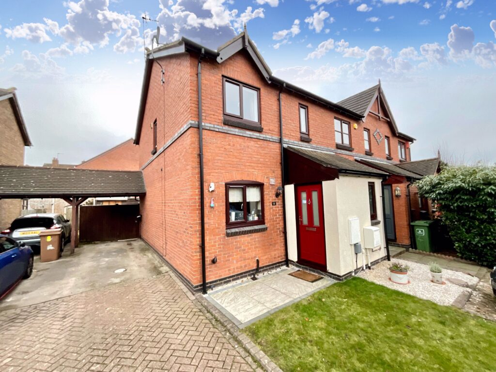 Meadowbrook Court, Stone, ST15