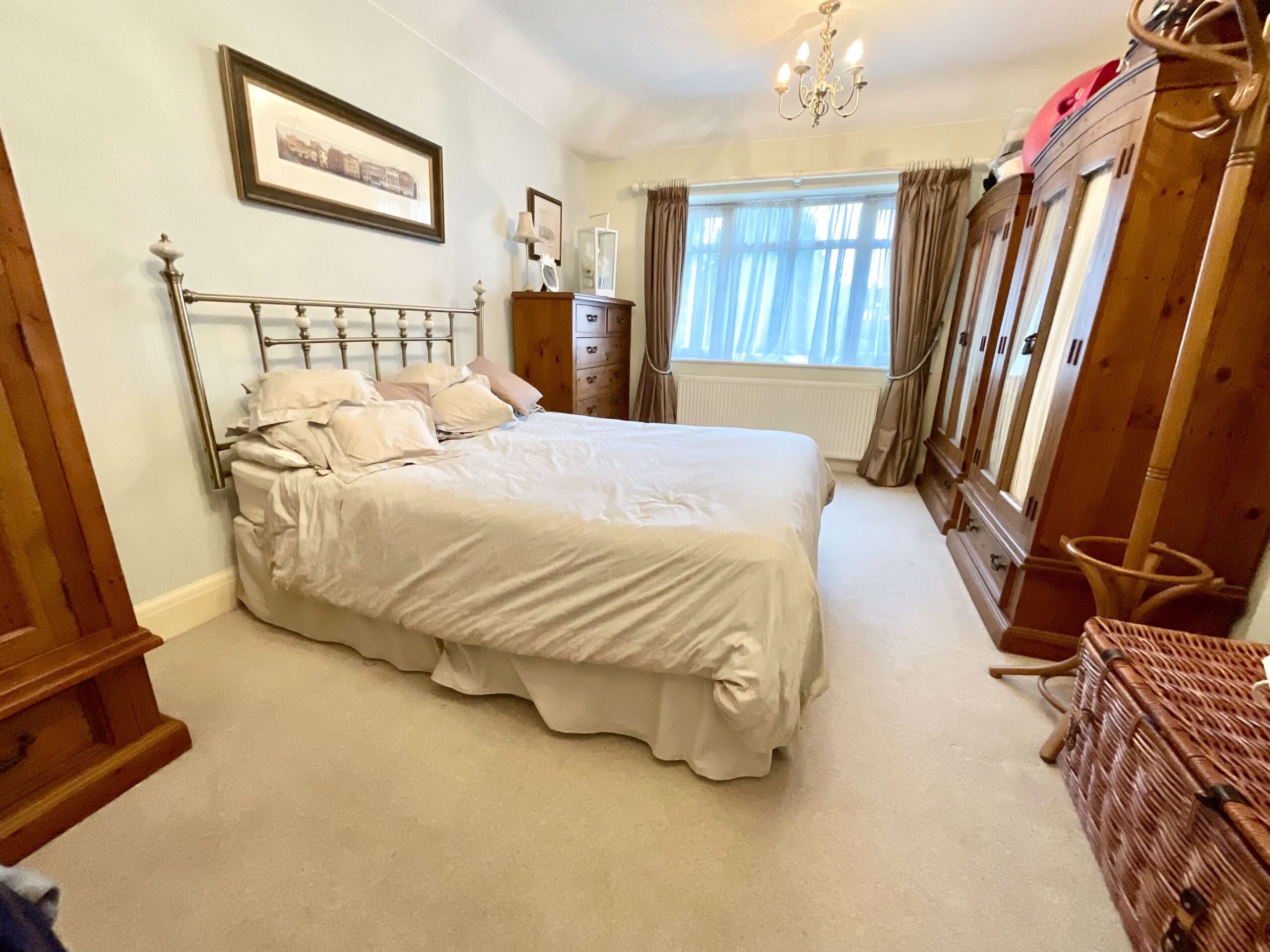 Dartmouth Avenue, Newcastle, ST5 James Du Pavey