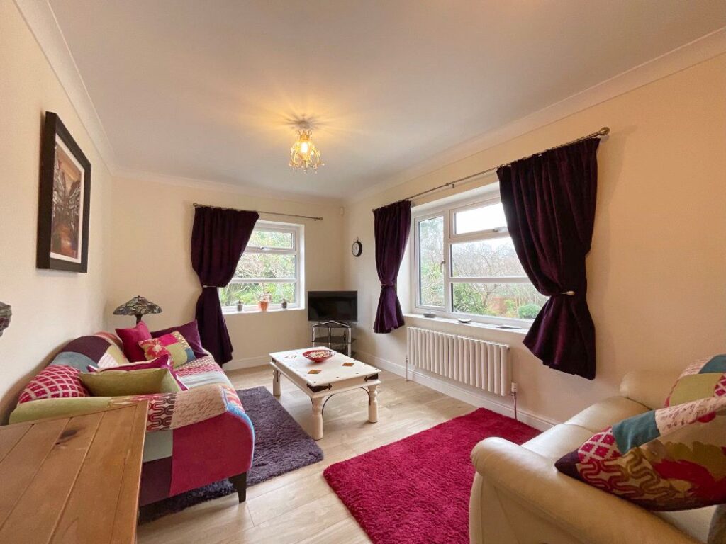 Crewe Road, Wistaston, CW2