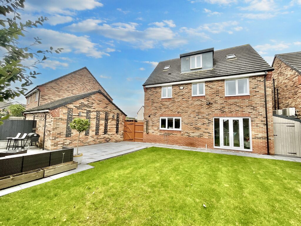 Bentham Way, Eccleshall, ST21