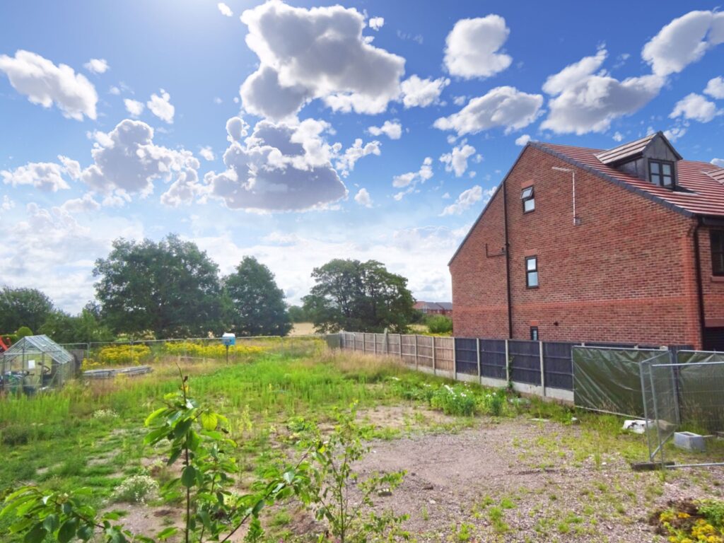 Building Plot, 156a Wistaston Road, Willaston, CW5 6QT