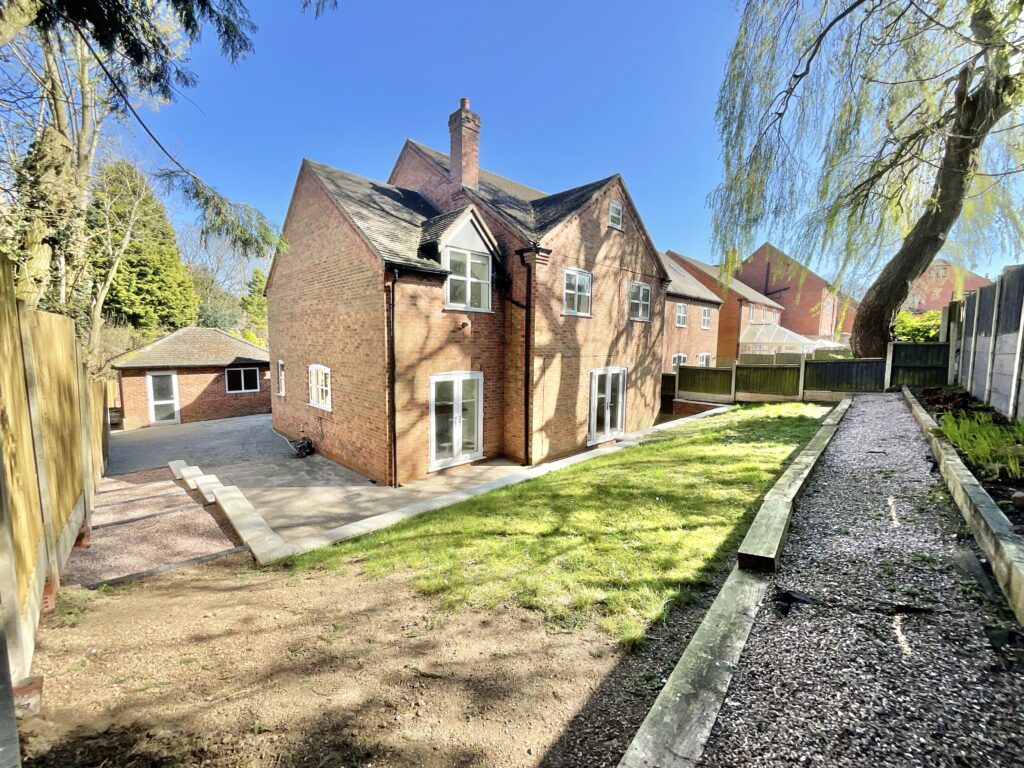 Lea Lane, Madeley, CW3
