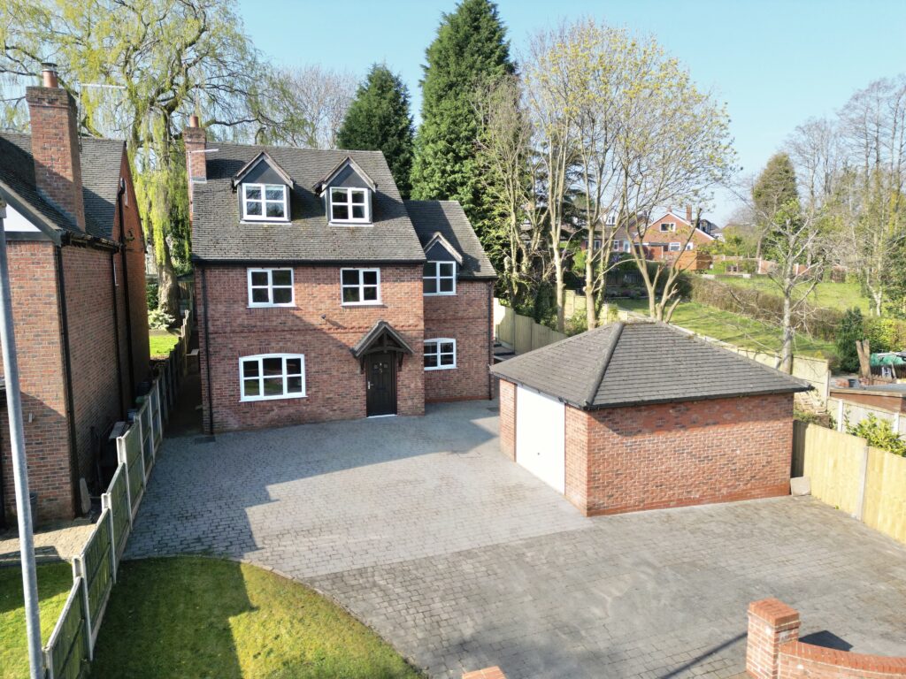 Lea Lane, Madeley, CW3