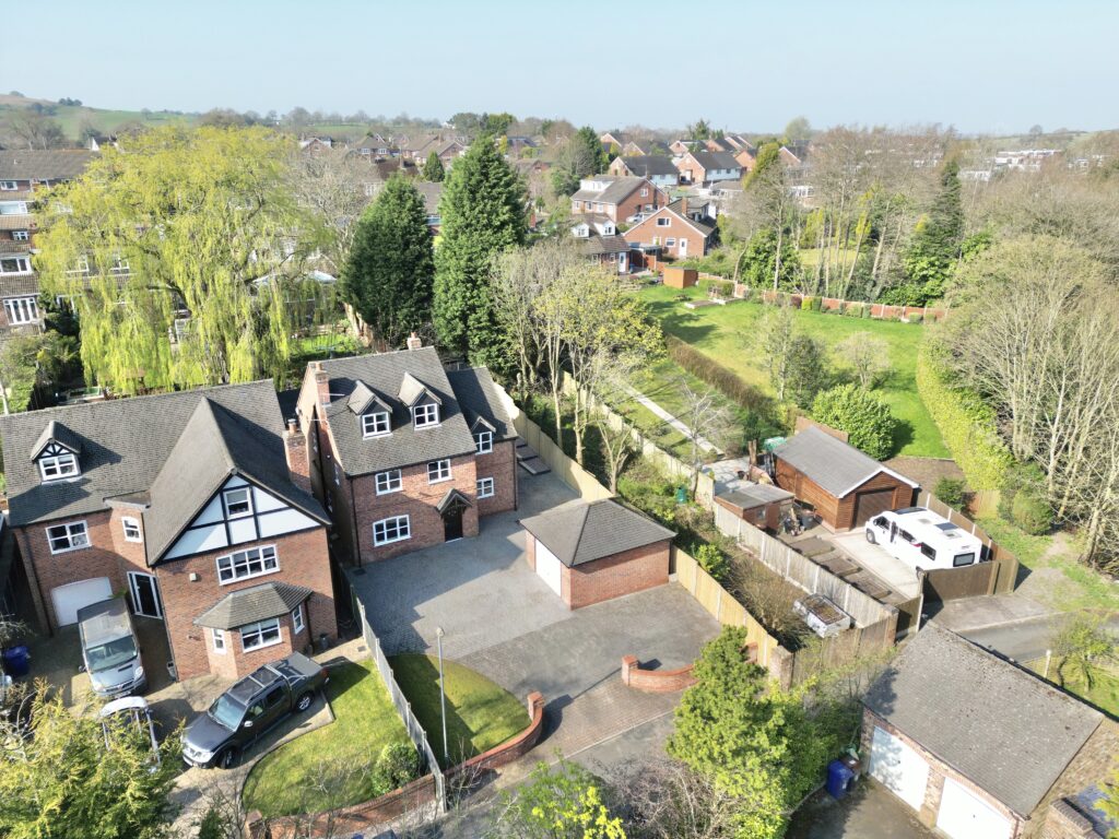 Lea Lane, Madeley, CW3