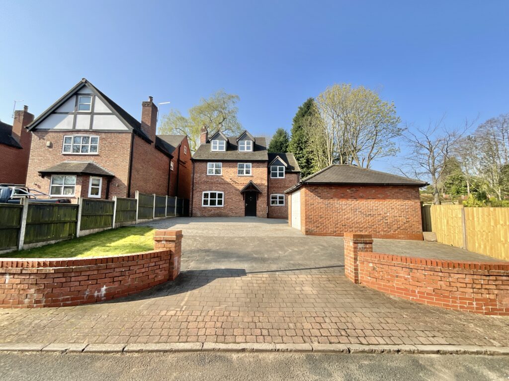 Lea Lane, Madeley, CW3
