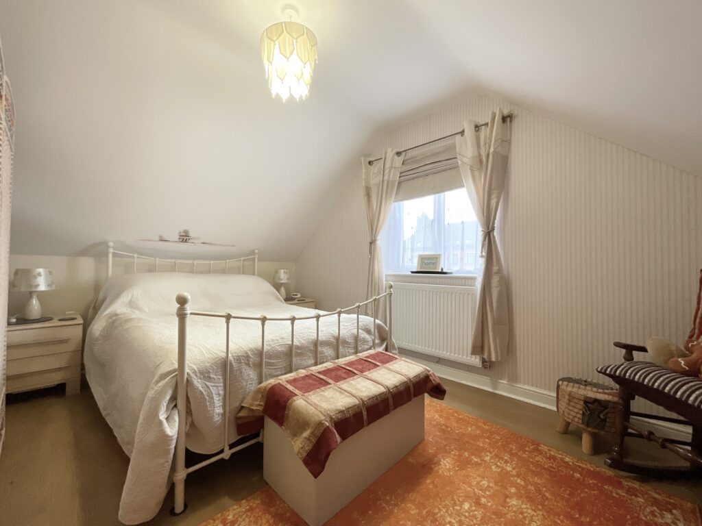 Walton Way, Stone, ST15