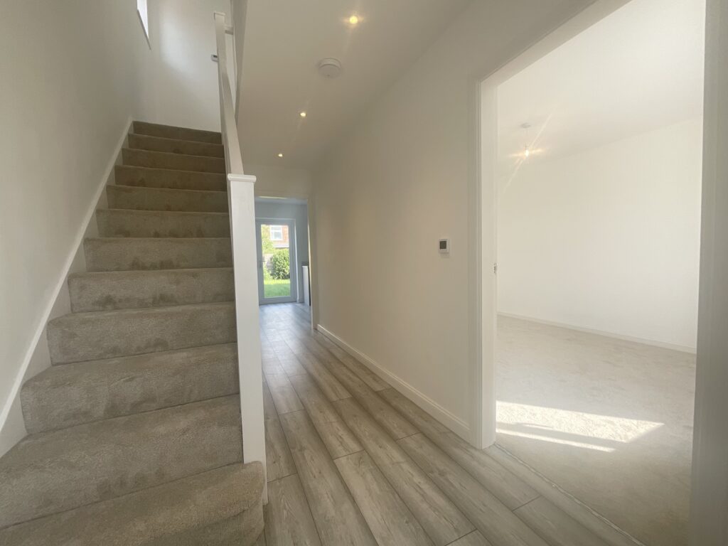 Sandringham Crescent, Hanford, ST4