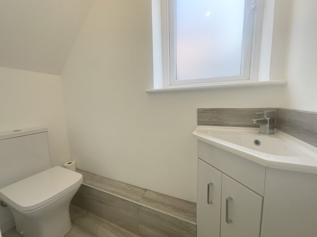 Sandringham Crescent, Hanford, ST4