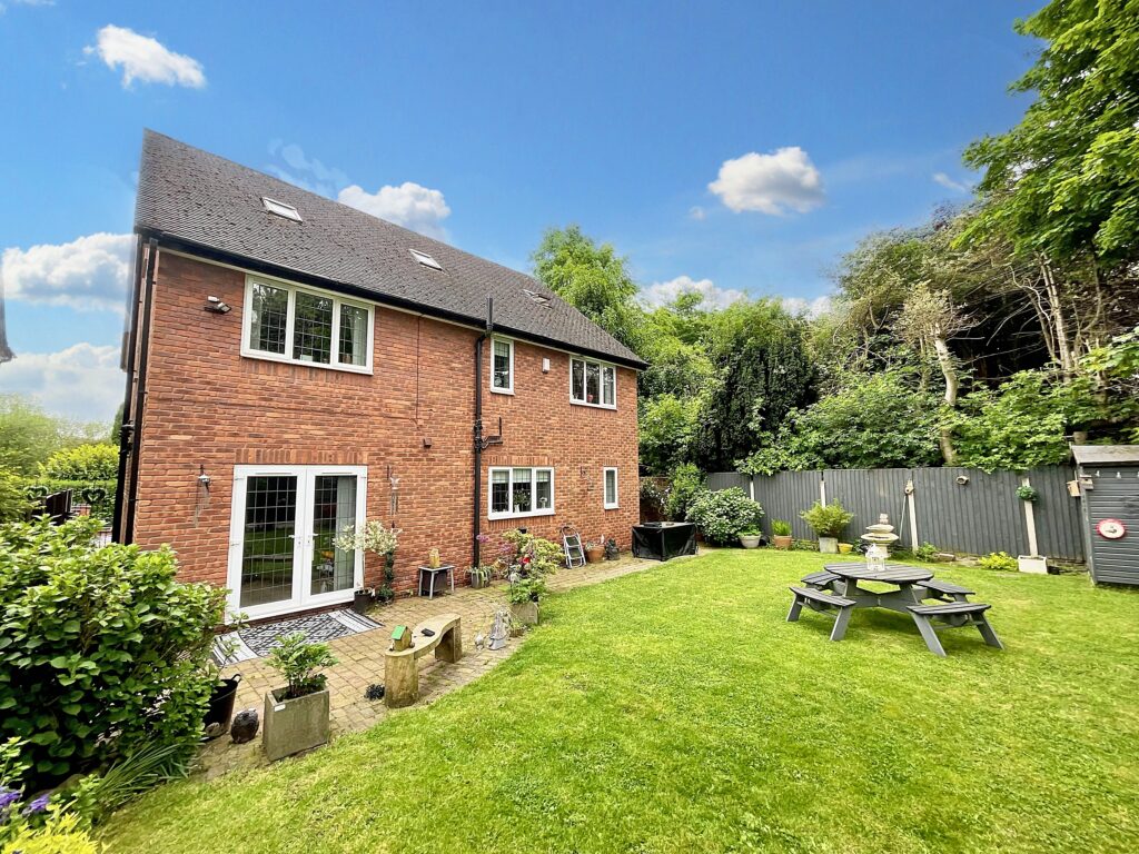 St. Peters Lane, Blythe Bridge, ST11