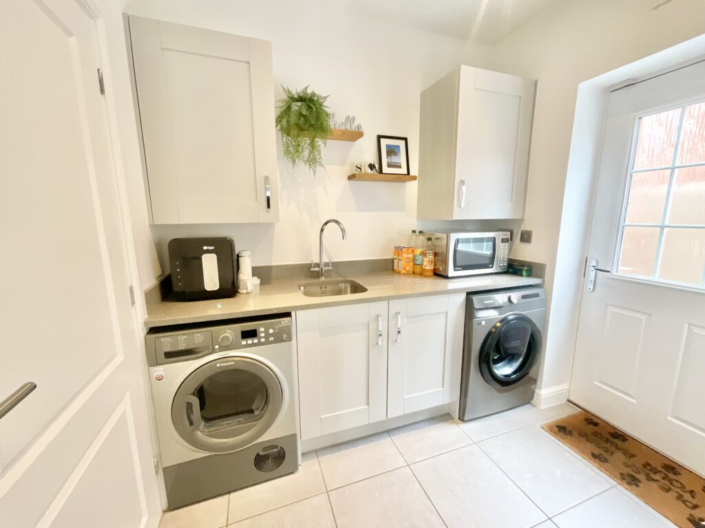 Bott Lane, Stone, ST15