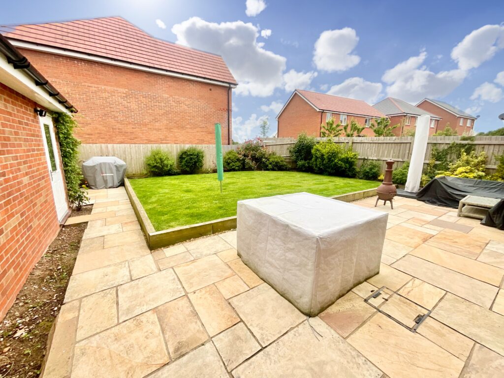 Bott Lane, Stone, ST15