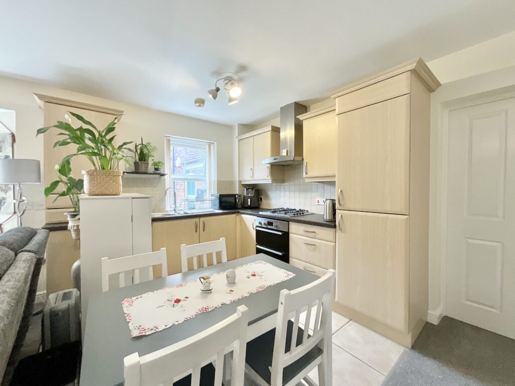 The Crossings, Stone, ST15