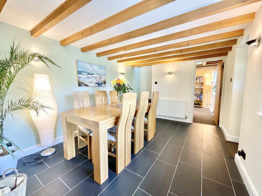 Holly Lane, Haughton, ST18