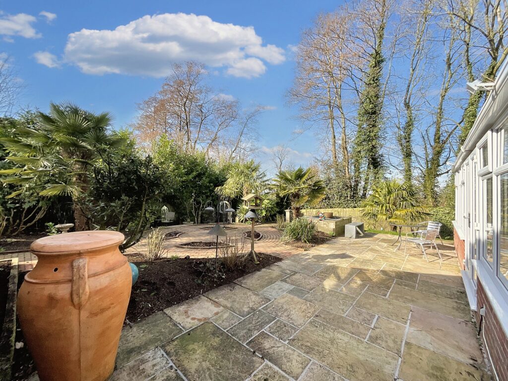 Moat Lane, Woore, CW3