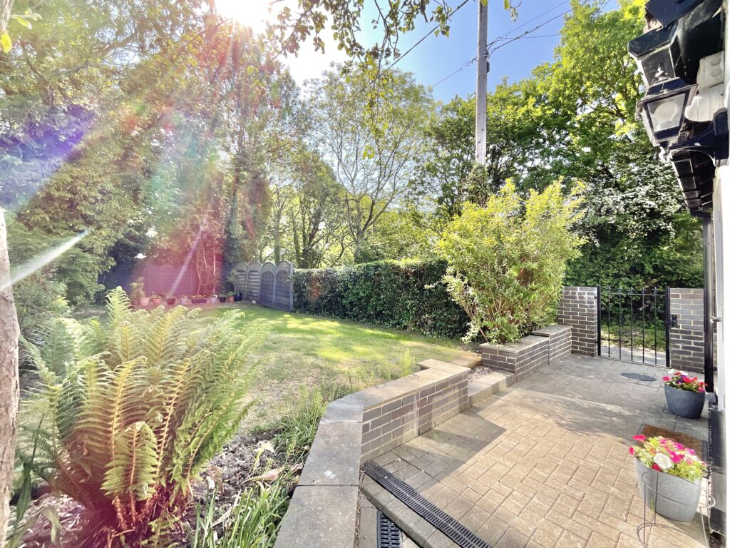 Holly Lane, Haughton, ST18