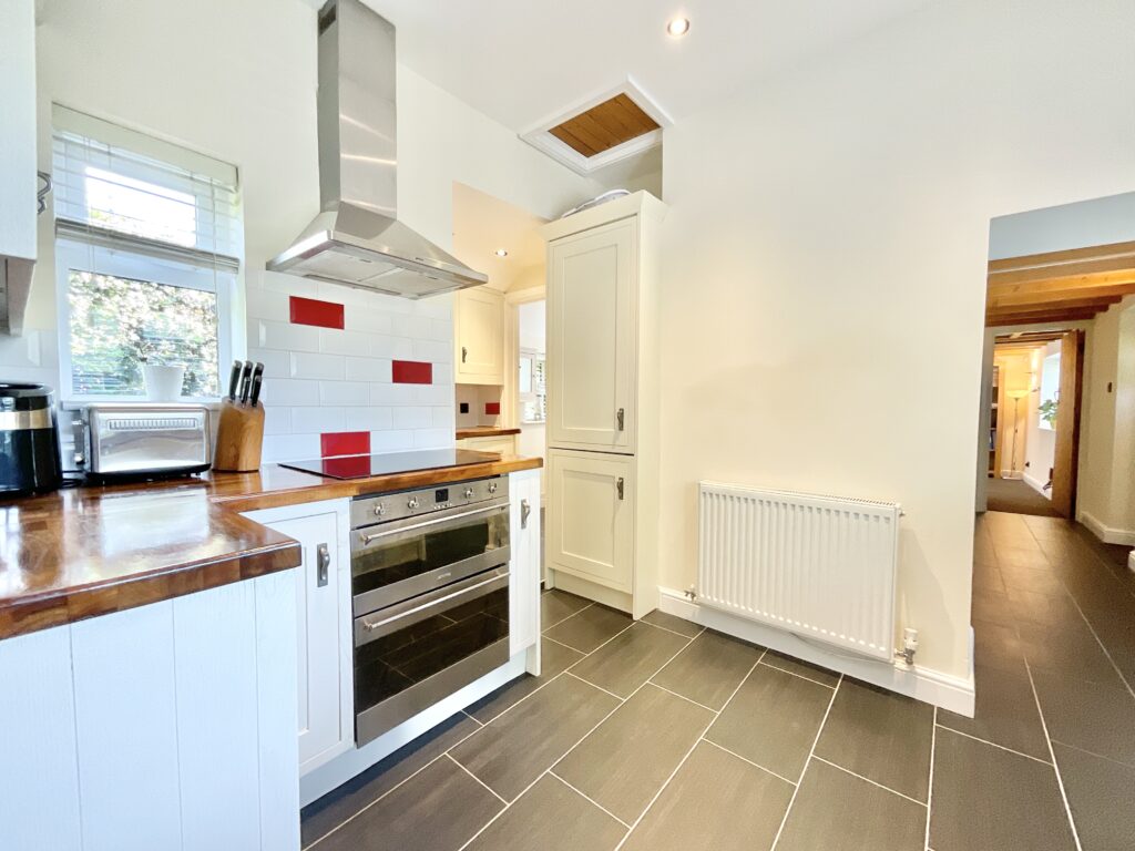 Holly Lane, Haughton, ST18
