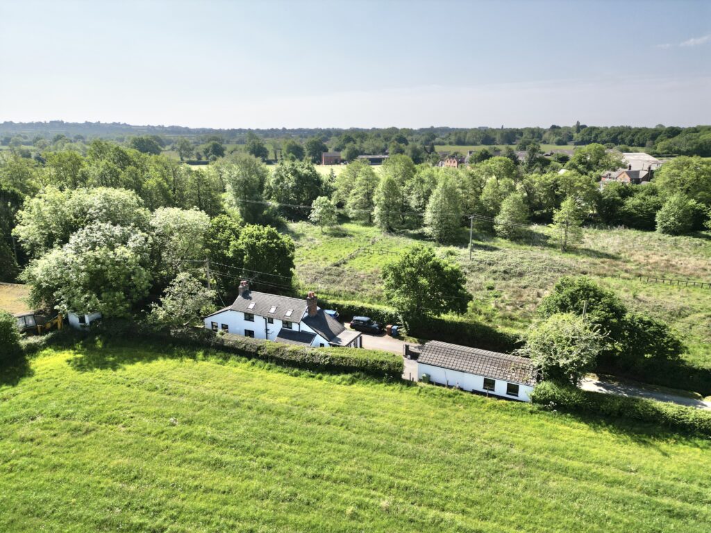 Holly Lane, Haughton, ST18