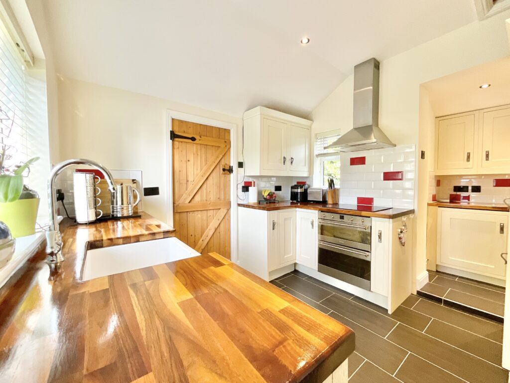 Holly Lane, Haughton, ST18
