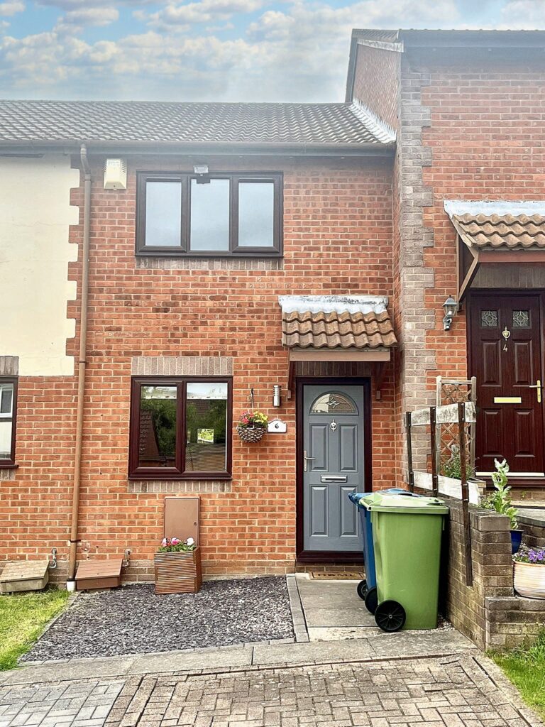 Wulfad Court, Stone, ST15