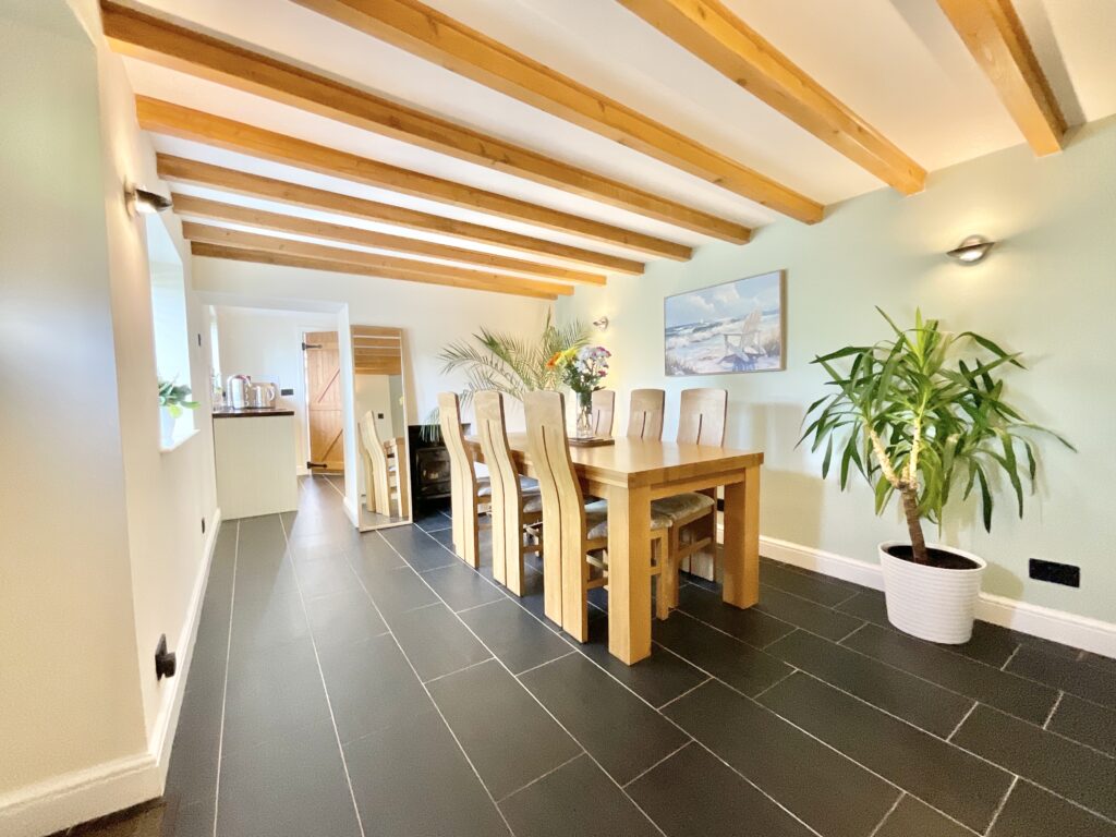 Holly Lane, Haughton, ST18