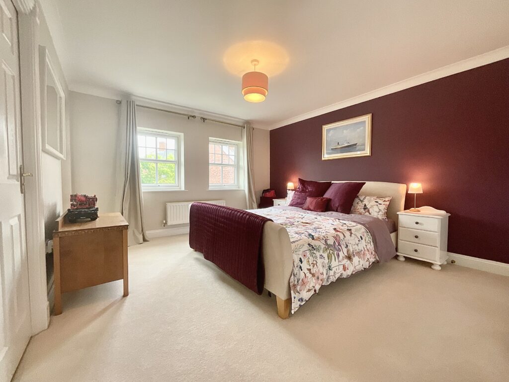 Kingsdown Close, Weston, CW2