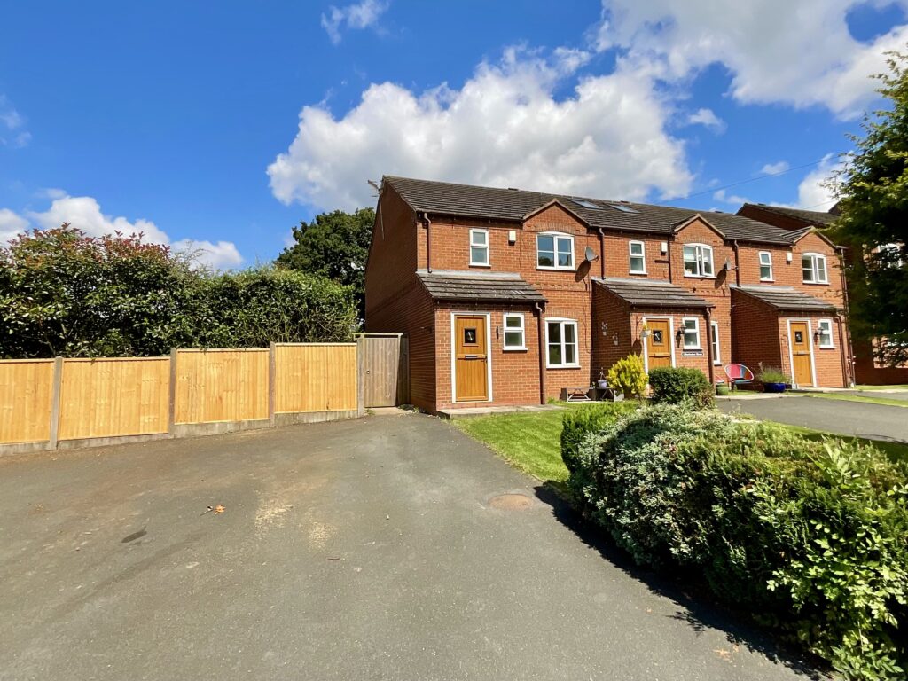 Wedgwood Lane, Barlaston, ST12