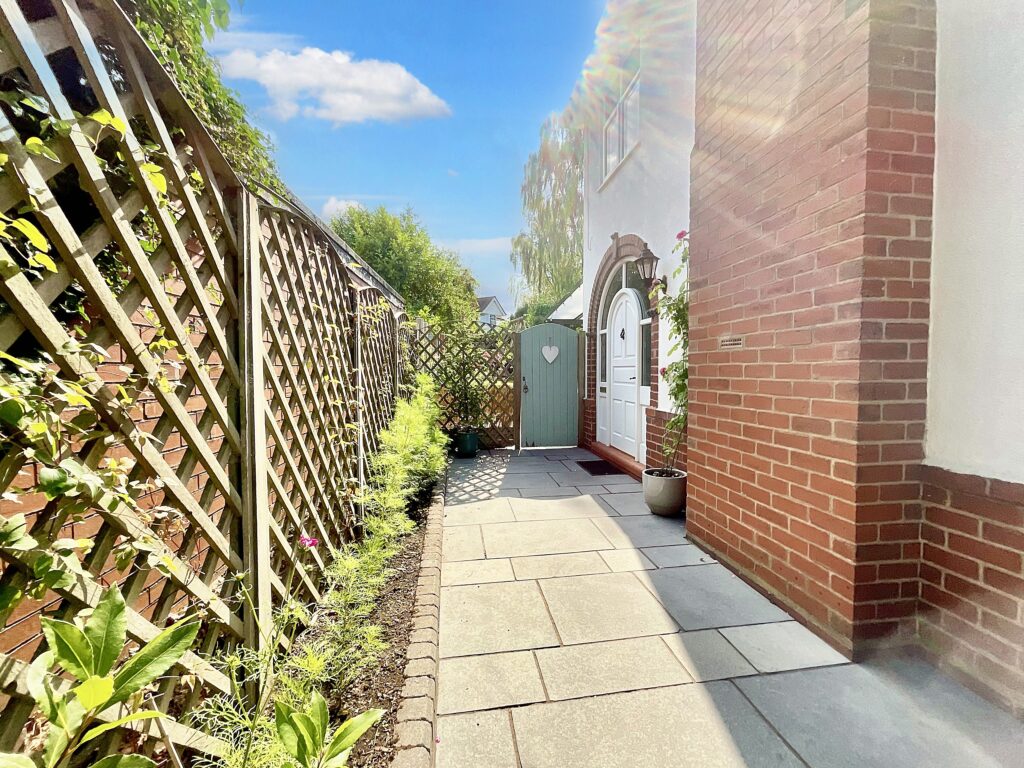 Beresford Crescent, Newcastle, ST5