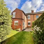 The Avenue, Stone, ST15
