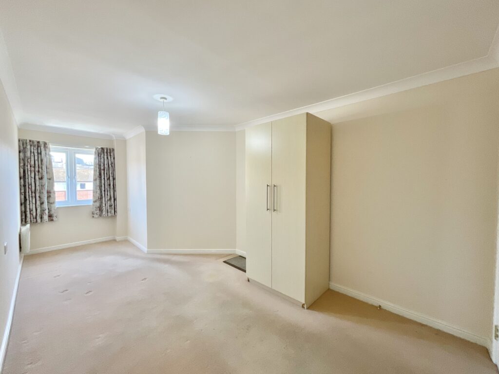 Crown Street, Stone, ST15