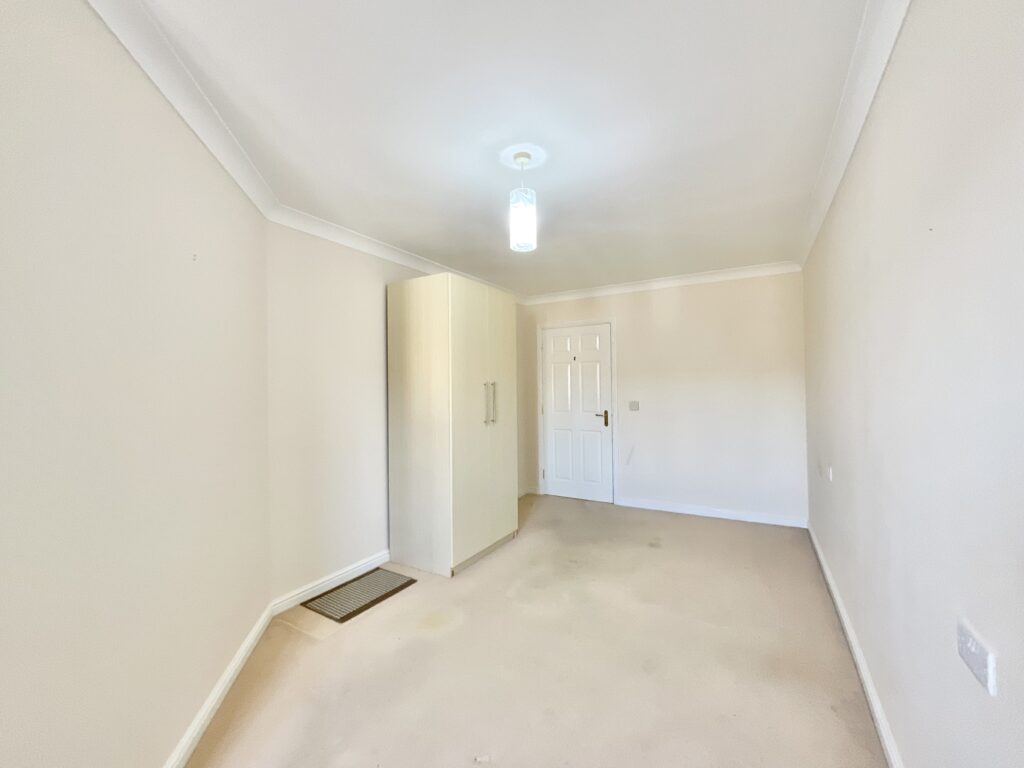 Crown Street, Stone, ST15