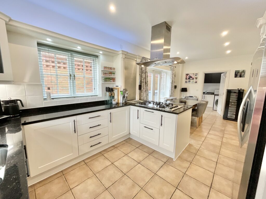 Wychwood Park, Weston, CW2
