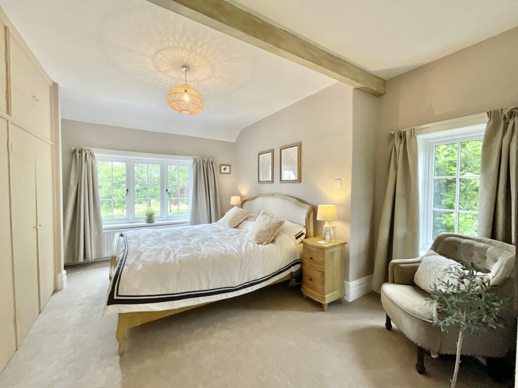 Barlaston Old Road, Trentham, Stoke on Trent, ST4 8HJ
