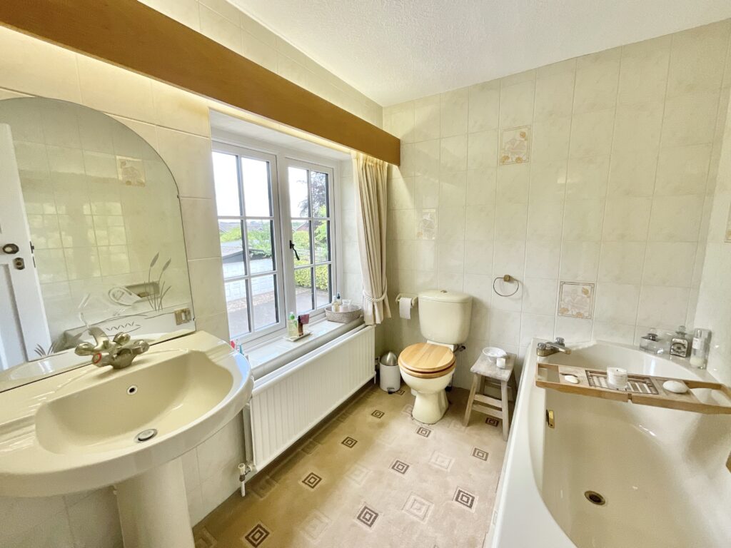 Barlaston Old Road, Trentham, Stoke on Trent, ST4 8HJ