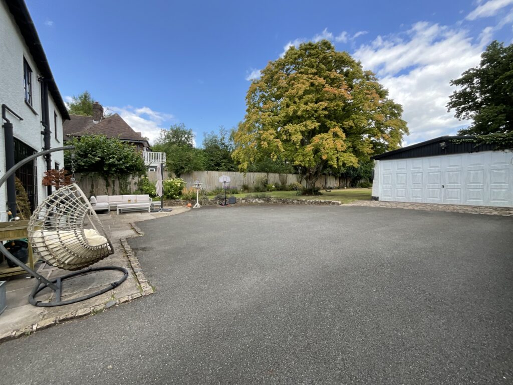 Barlaston Old Road, Trentham, Stoke on Trent, ST4 8HJ