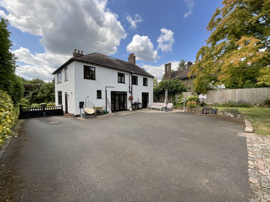 Barlaston Old Road, Trentham, Stoke on Trent, ST4 8HJ