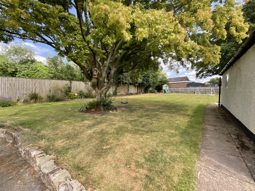 Barlaston Old Road, Trentham, Stoke on Trent, ST4 8HJ