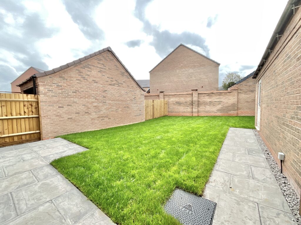 Castle Meadows, Castle Street, ST21