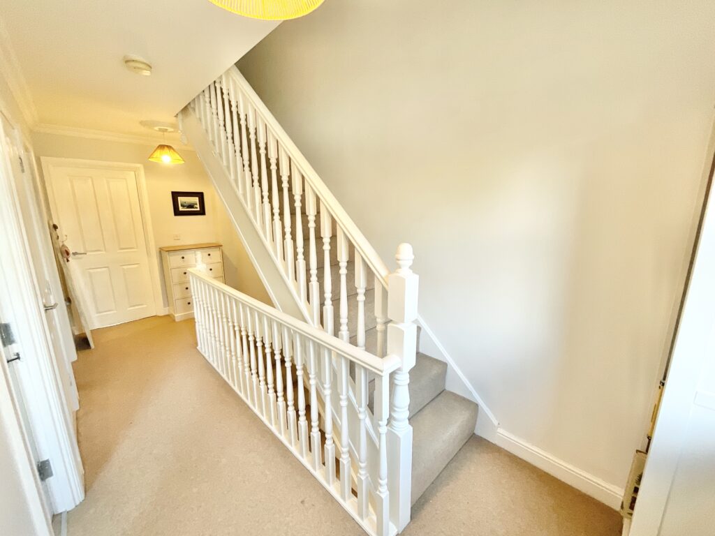 The Crossings, Stone, ST15