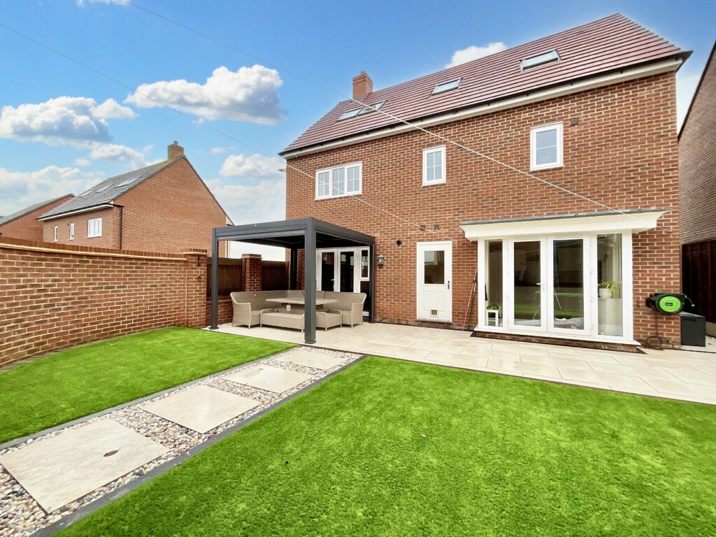 Hazel Way, Edleston, CW5