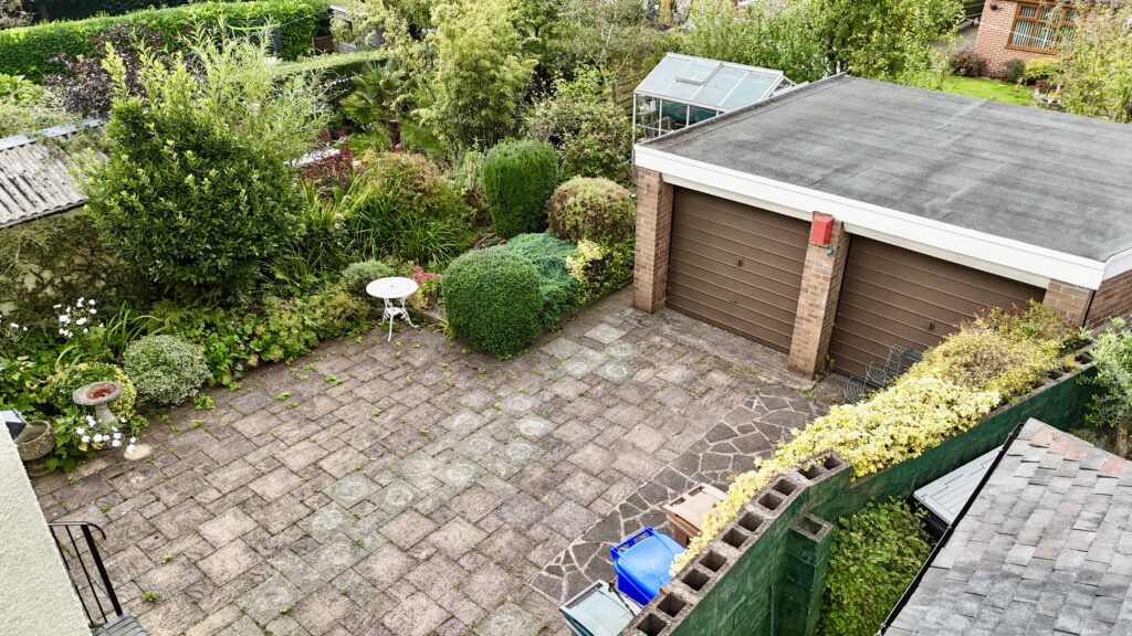 Rosewood Avenue, Stockton Brook, ST9