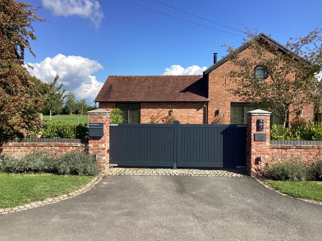 Gradeley Green, Burland, CW5