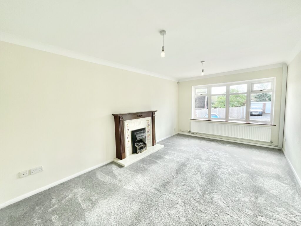 Peacehaven Grove, Stoke-On-Trent, ST4