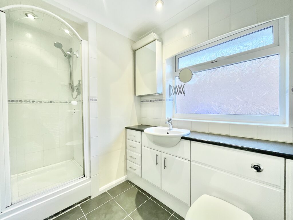 Peacehaven Grove, Stoke-On-Trent, ST4