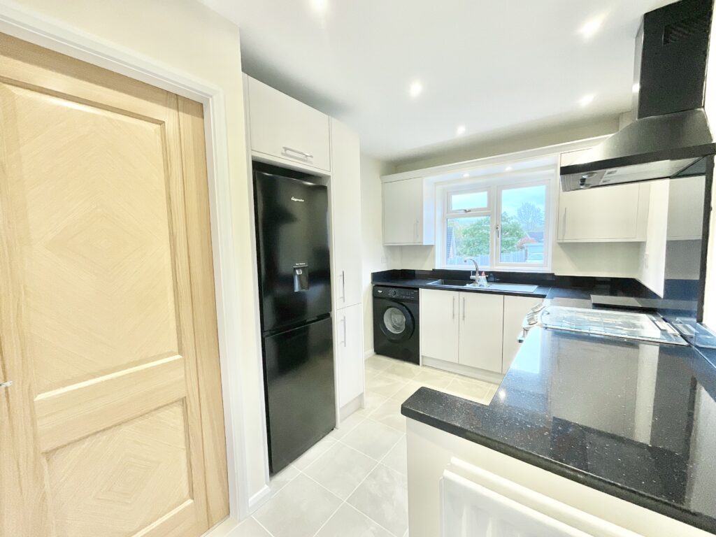 Peacehaven Grove, Stoke-On-Trent, ST4