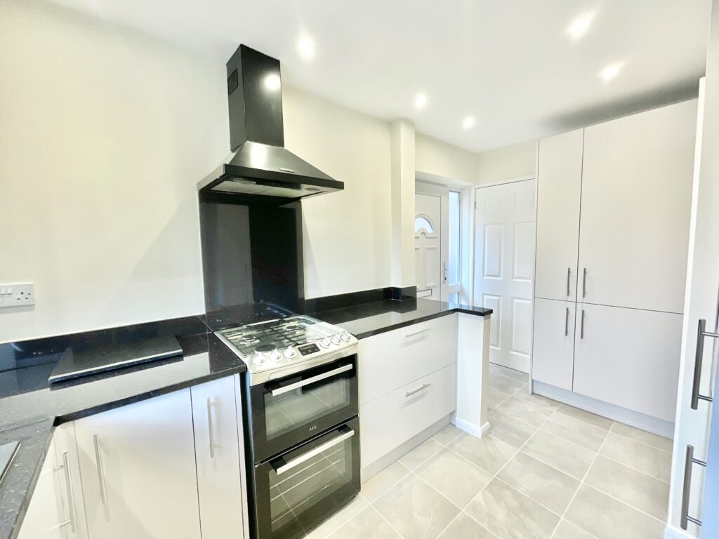 Peacehaven Grove, Stoke-On-Trent, ST4