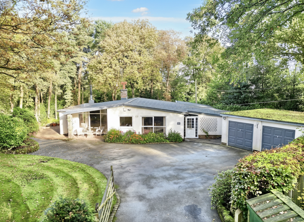 Rowan Lane, Ashley Heath, TF9